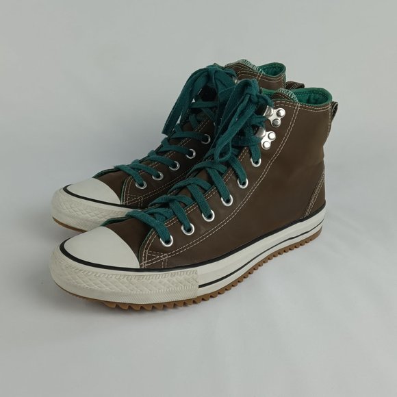 Converse Chuck Taylor High Top Sneakers. - Picture 1 of 12